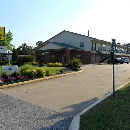 Regency Inn Eureka Springs Exterior photo